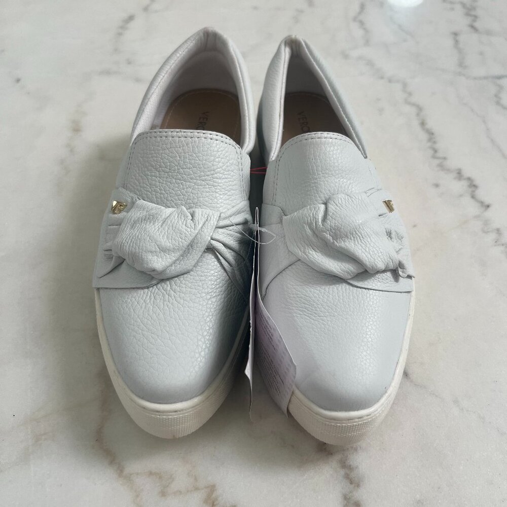NWT - Verofatto White Leather Slip-On Women’s Size US 7 / BR 36 New with Tags